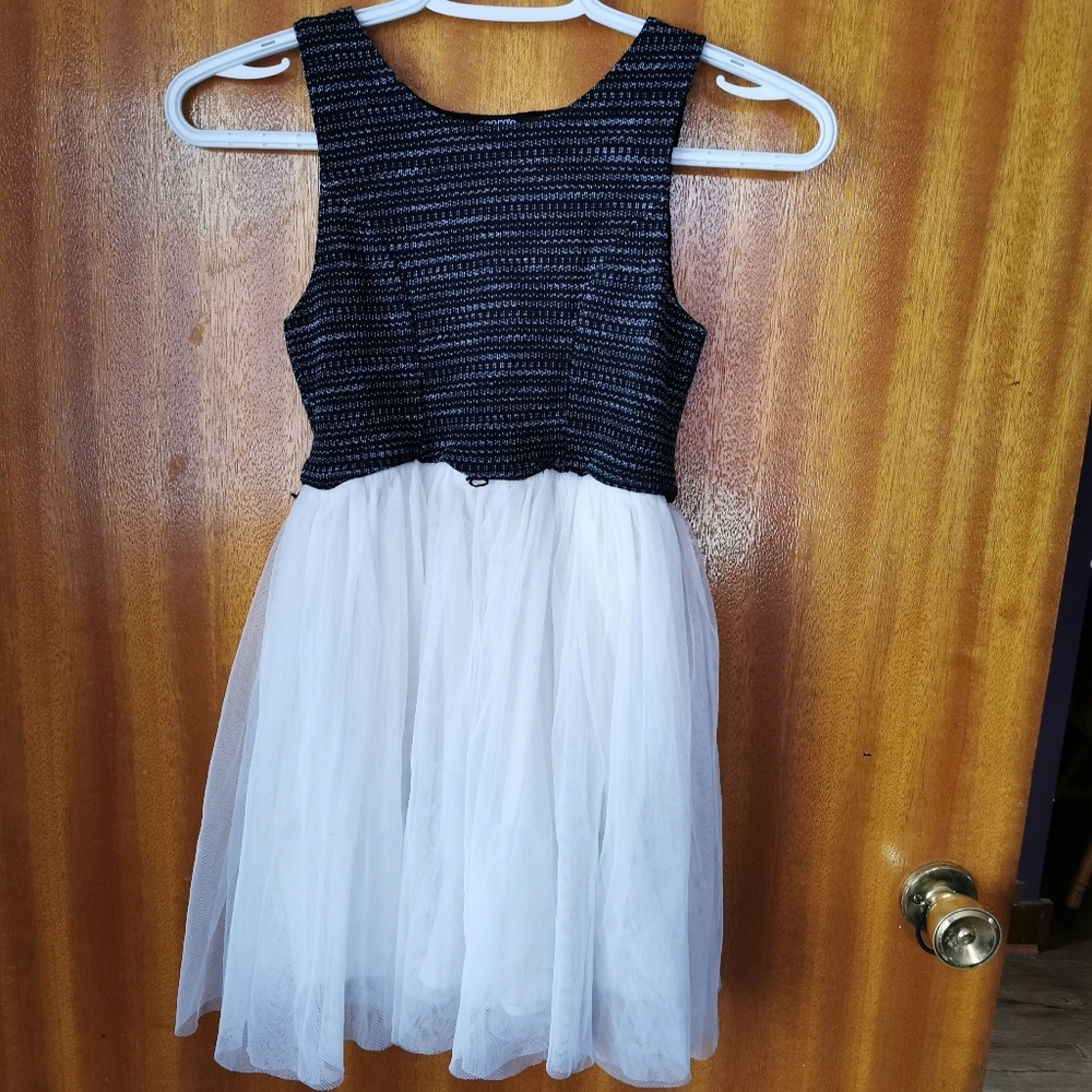 Girls dress